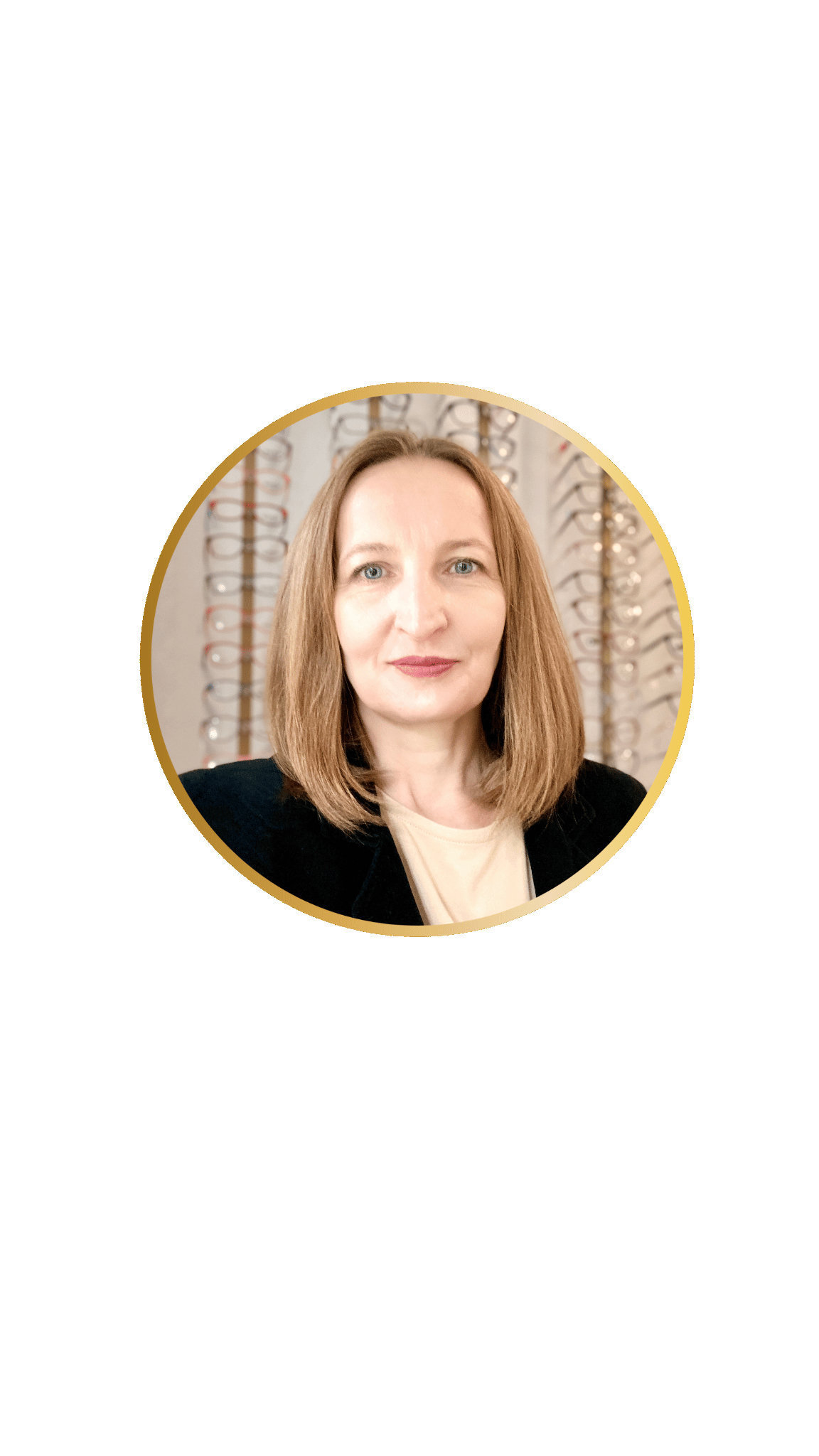 Monika - optyk z 18-letnim doświadczeniem, właścicielka salonu optycznego na Okopowej 29 w Warszawie